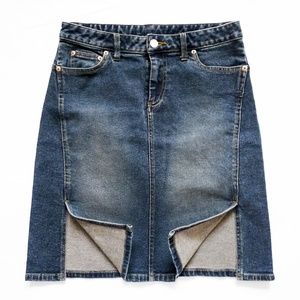 NEW WITHOUT TAG AMERICAN EAGLE Denim/Jean Skirt Size 2 (30" x 21")